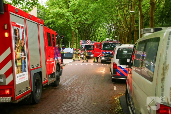 Meerdere personen gecontroleerd na explosie in flatwoning