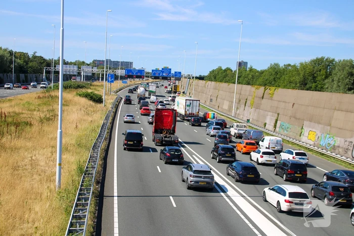 Snelweg tijdelijk afgesloten door ongeval