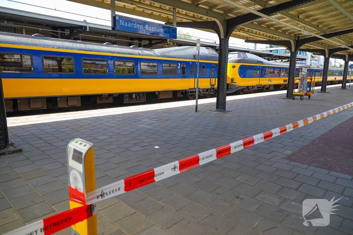 Geen treinen door aanrijding met persoon