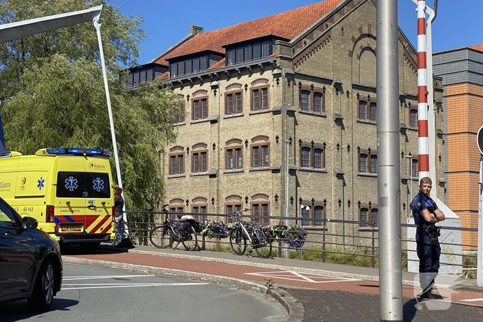Persoon gewond na val met fiets