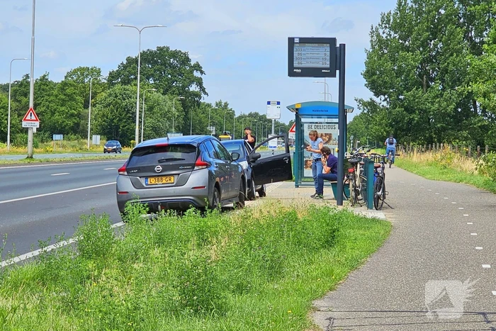 Flinke schade na dat auto's elkaar raken