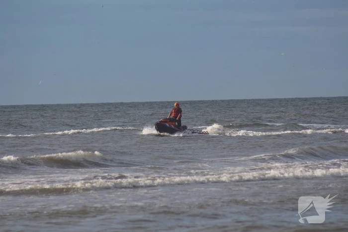 Grote zoektocht naar vermiste zwemmer