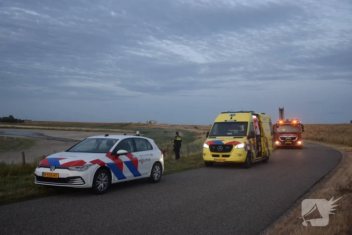 Motorrijders vliegen uit bocht