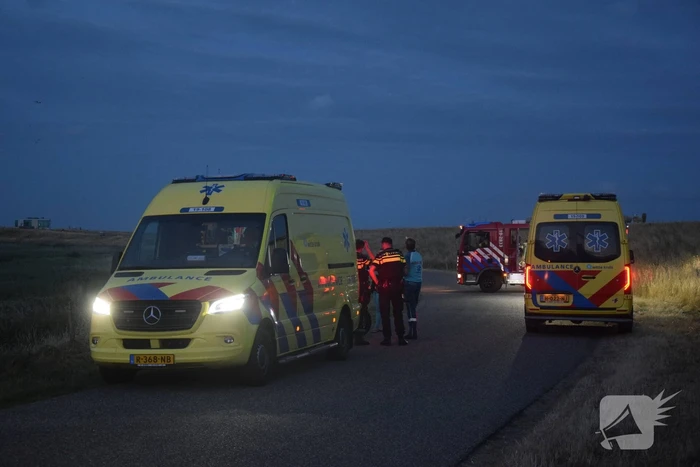 Motorrijders vliegen uit bocht
