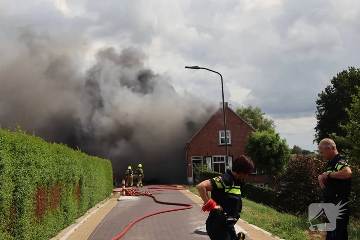 Brand slaat over na zorgboerderij