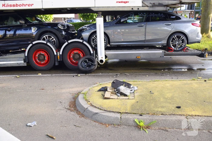 Vrachtwagen lekt honderden liters diesel na botsing