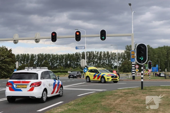 Voertuigen in botsing op kruising