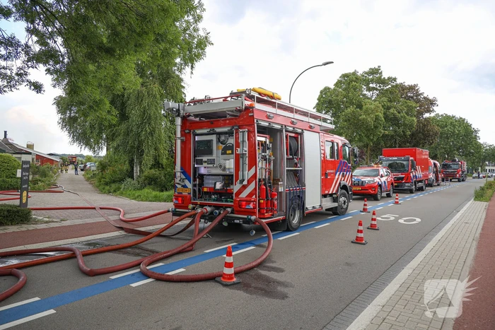 Flinke brand bij agrarisch bedrijf