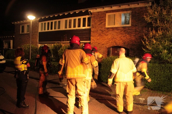 Flinke rookontwikkeling na brand in woonkamer