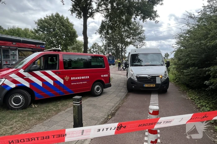 Hulpdiensten ingezet voor lekkende vloeistof uit vuilniswagen