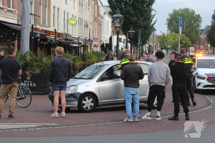 Fietser gewond bij botsing met auto