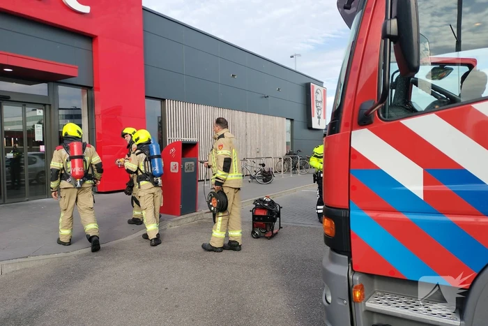 KFC ontruimd vanwege lekkage CO2 cilinder