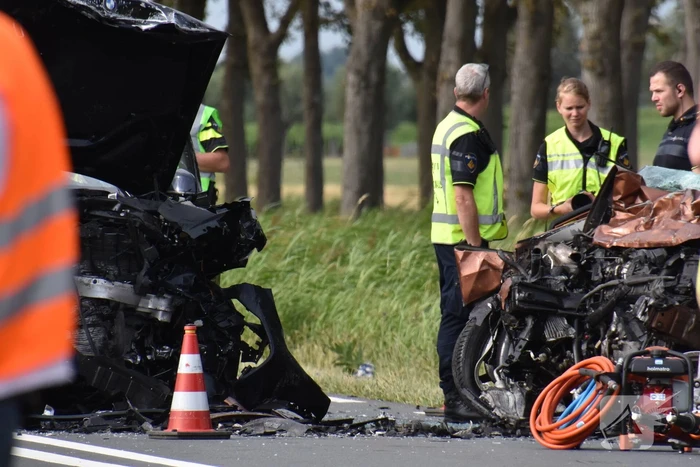 Man (48) uit Zwaag overleden na frontale botsing