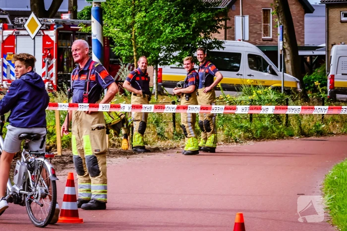 Houten paal door gasleiding geslagen