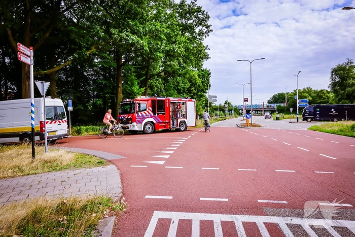 Houten paal door gasleiding geslagen