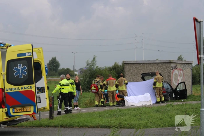 Persoon overleden na ongeval op carpoolplaats