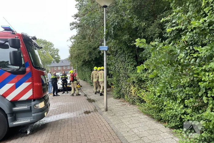 Brand bij oud leegstaand schoolgebouw