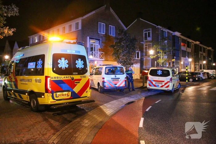 Twee gewonde na steekincident in woning, ook 20-jarige verdachte gewond