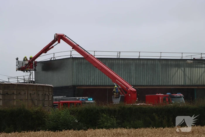 Grote brand op terrein van rioolwaterzuivering