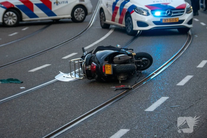 Twee gewonden na botsing