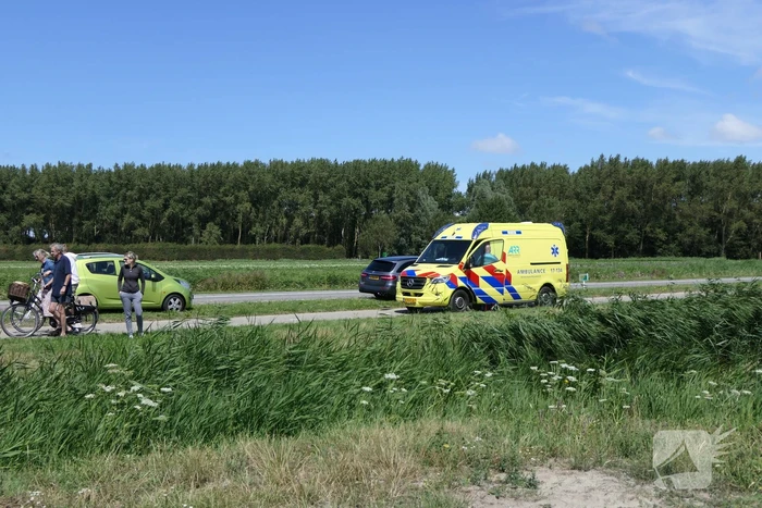 Brommobiel raakt van de weg belandt in sloot