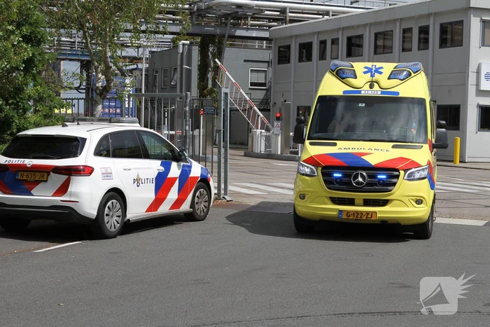 Persoon valt van hoogte en raakt zwaargewond