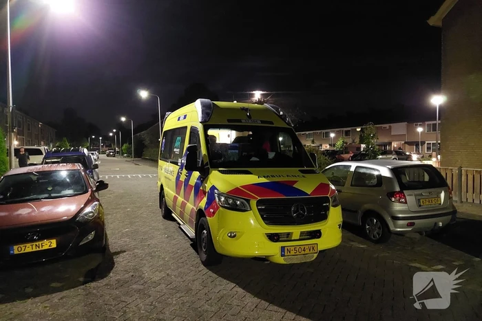 Persoon in brand door steekvlam