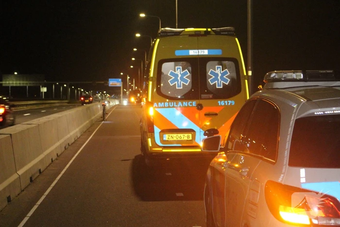 Gewonde na botsing tussen scooter en fietser