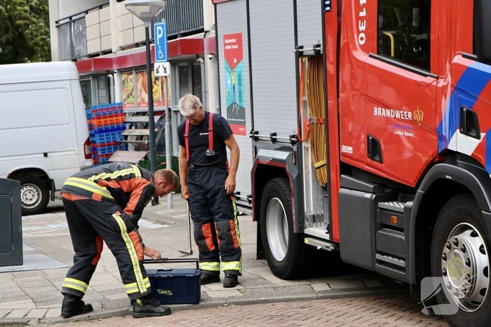 Politieonderzoek naar aantreffen overleden persoon in flatwoning