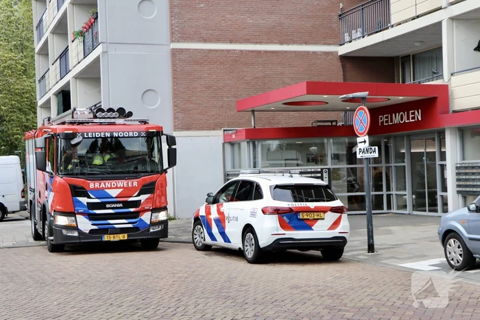 Politieonderzoek naar aantreffen overleden persoon in flatwoning