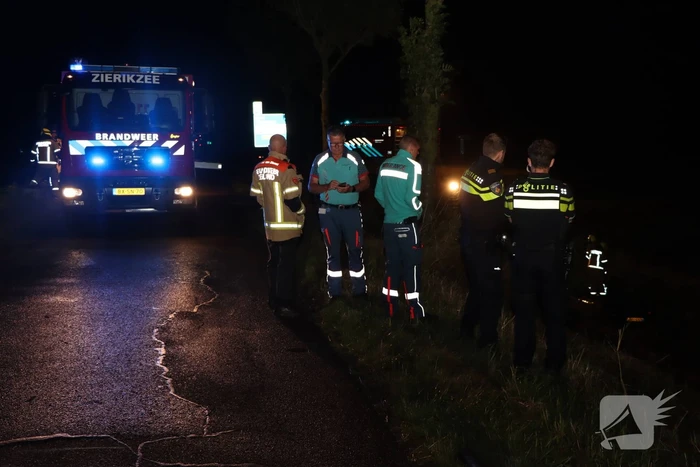 Wrak aangetroffen in sloot, bestuurder verlaat plaats van ongeval