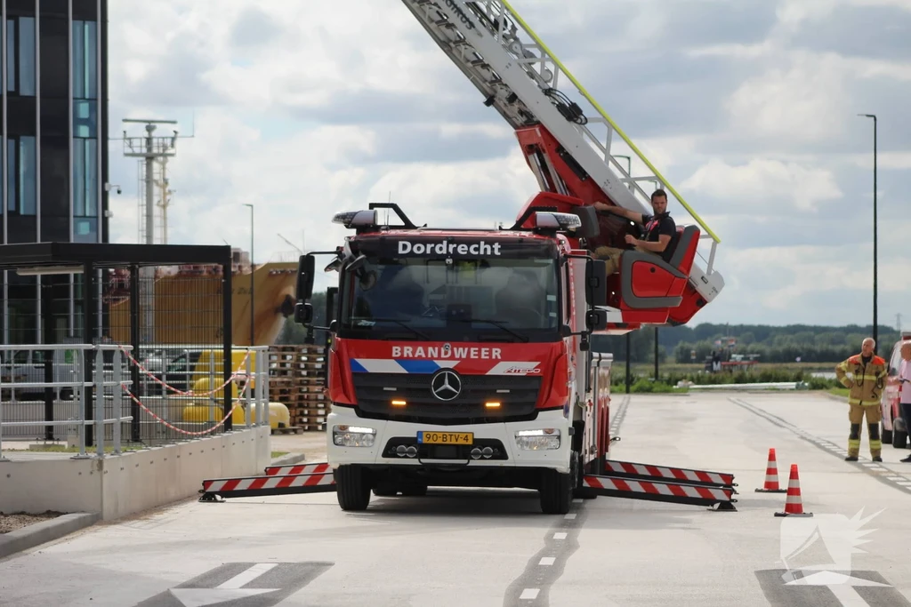 van Leeuwenhoekweg 112 meldingen Dordrecht 