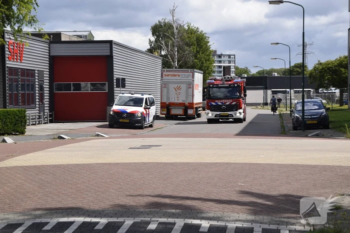 Traumahelikopter landt voor medische noodsituatie