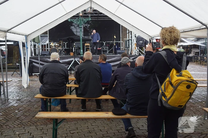 Spakenburgse dag getroffen door regenval