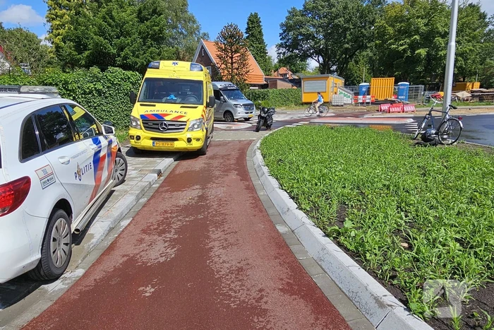 Ongeval op gloednieuwe rotonde