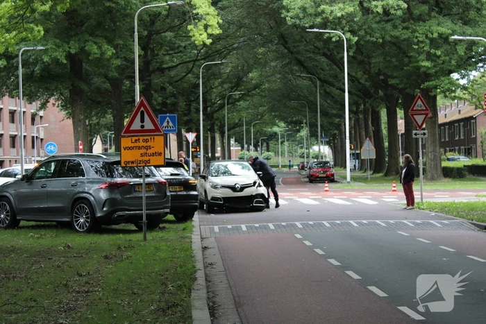 Onderzoek naar aanrijding tussen auto en scooter