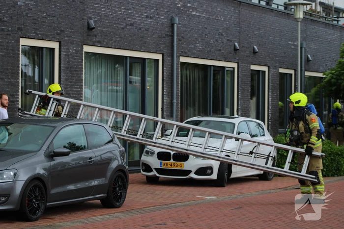 Brand in bovenwoning snel onder controle