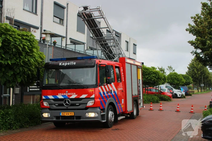 Brand in bovenwoning snel onder controle