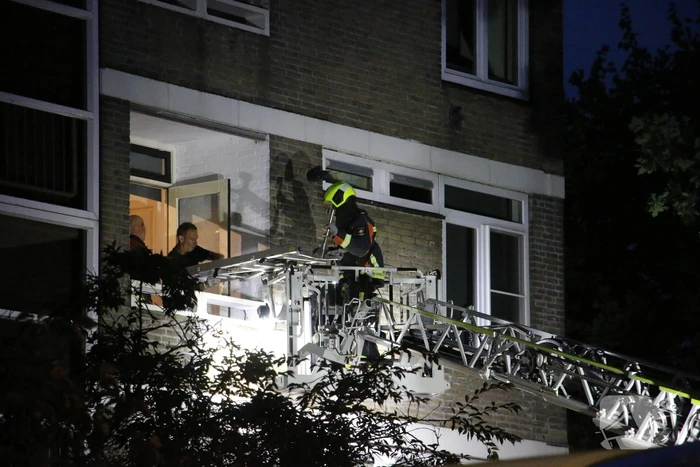 Persoon gewond na incident in flatwoning