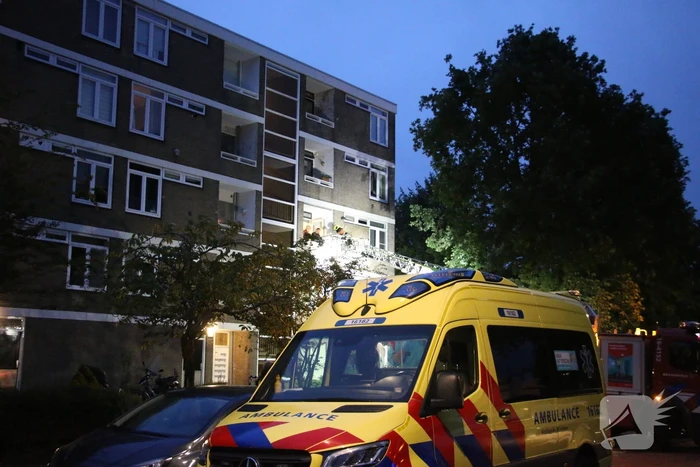 Persoon gewond na incident in flatwoning