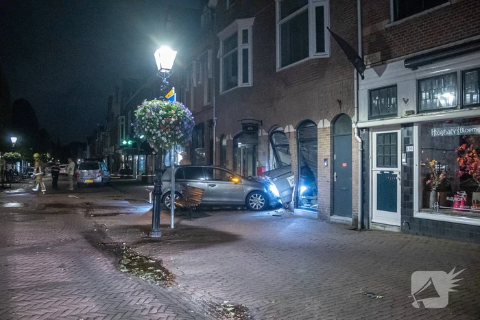 Ramkraak bij juwelier Arnold van Dodewaard