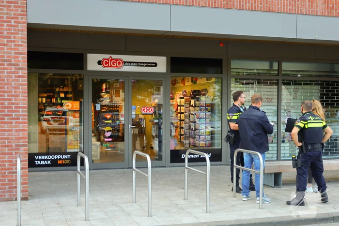 Verdachten voortvluchtig na overval op winkel