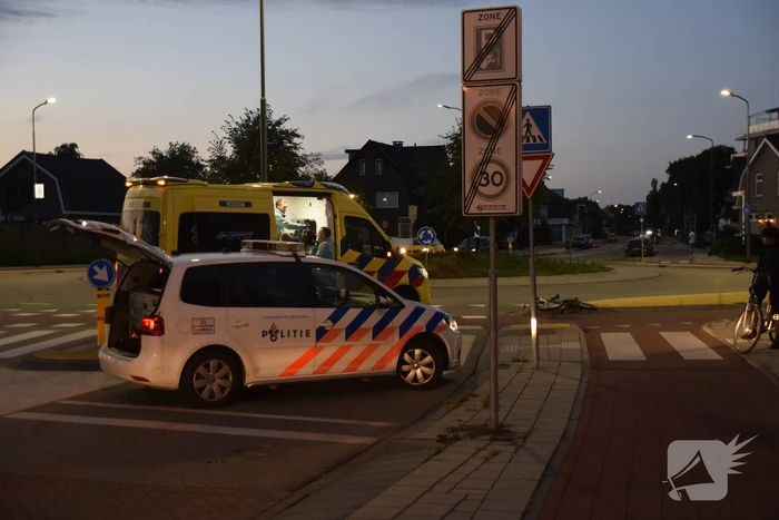 Fietser gewond bij botsing met auto