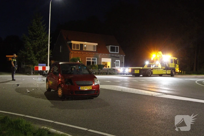 Motorrijder gewond bij botsing met auto