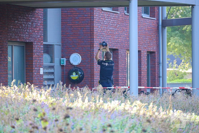 Schade na explosie bij appartementencomplex