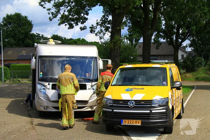 Camper gestrand door brandstoflekkage