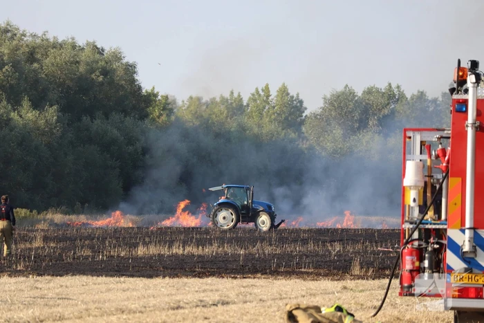 Grote brand op weiland