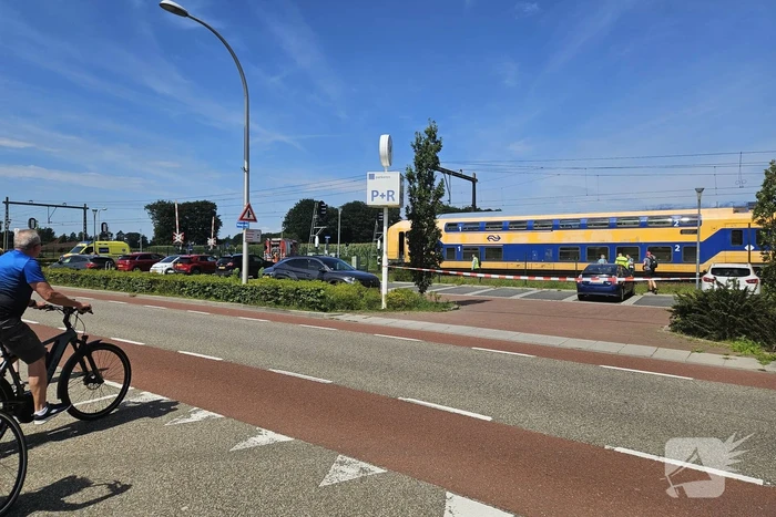 Geen treinverkeer door aanrijding met trein