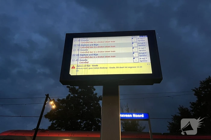 Trein valt stil door technische storing