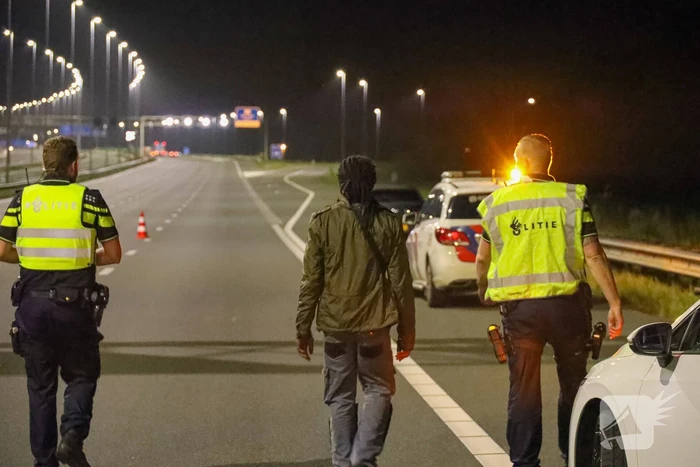 Enorme schade bij aanrijding op snelweg